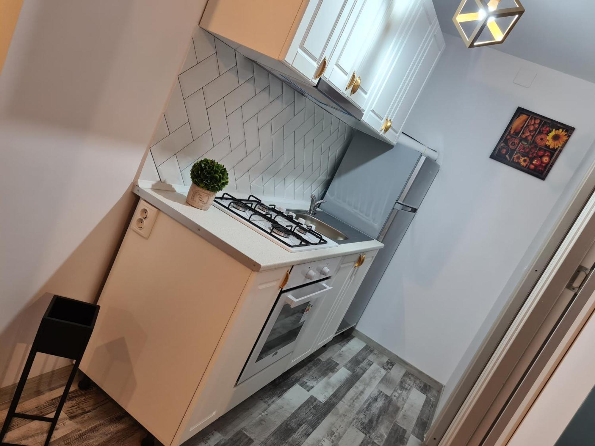 Luxury Mall First Apartments Bacau Luaran gambar