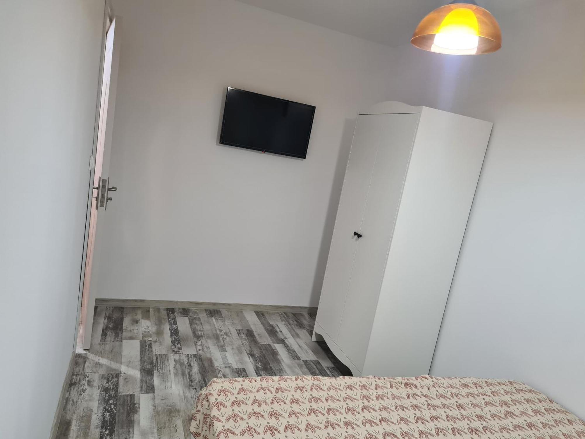 Luxury Mall First Apartments Bacau Luaran gambar